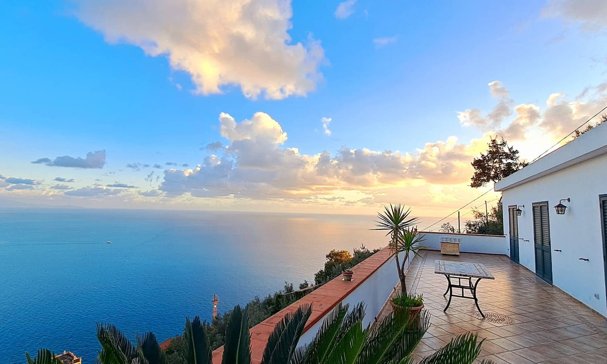 Furore House | "CASALENA" : Villa in Furore - Amalfi coast with large terrace and SEA view