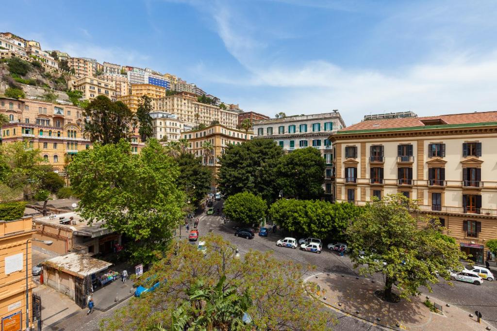 Chiaia Apartment | Casamedeo Guest House