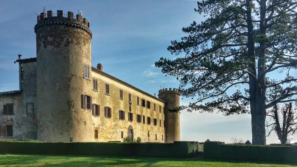 Lucignano House | Castello del Calcione