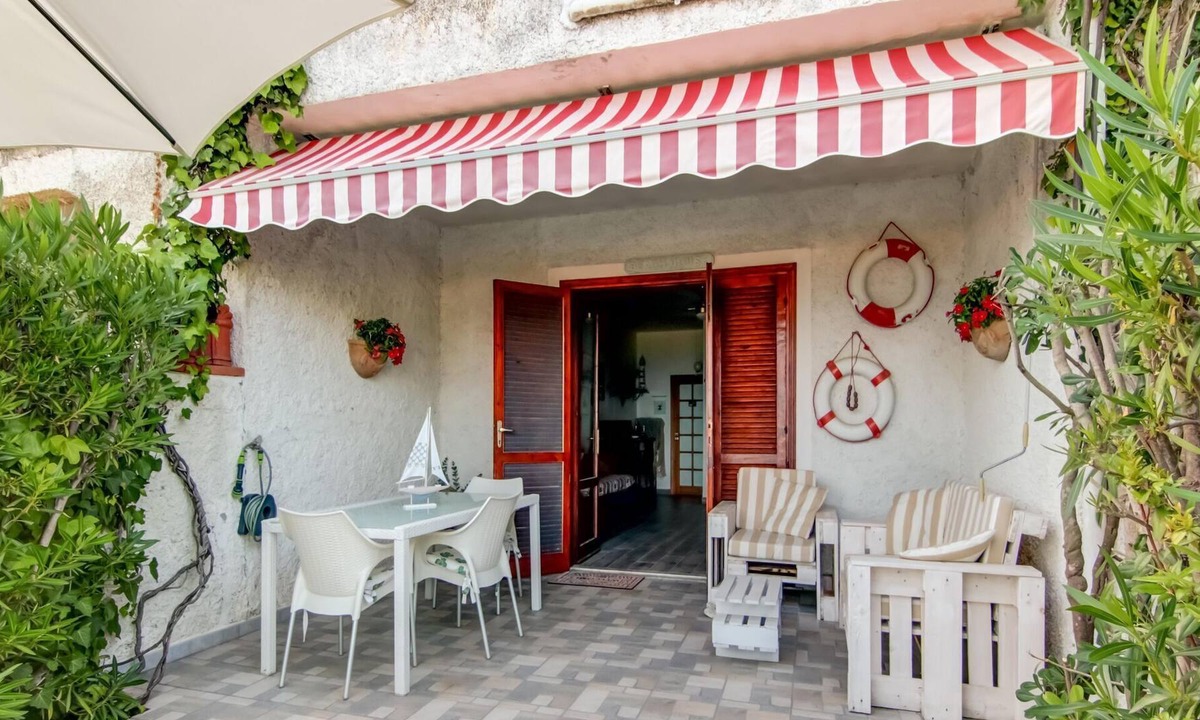 San Nicola Arcella House | Comfy holiday home in San Nicola Arcella with garden