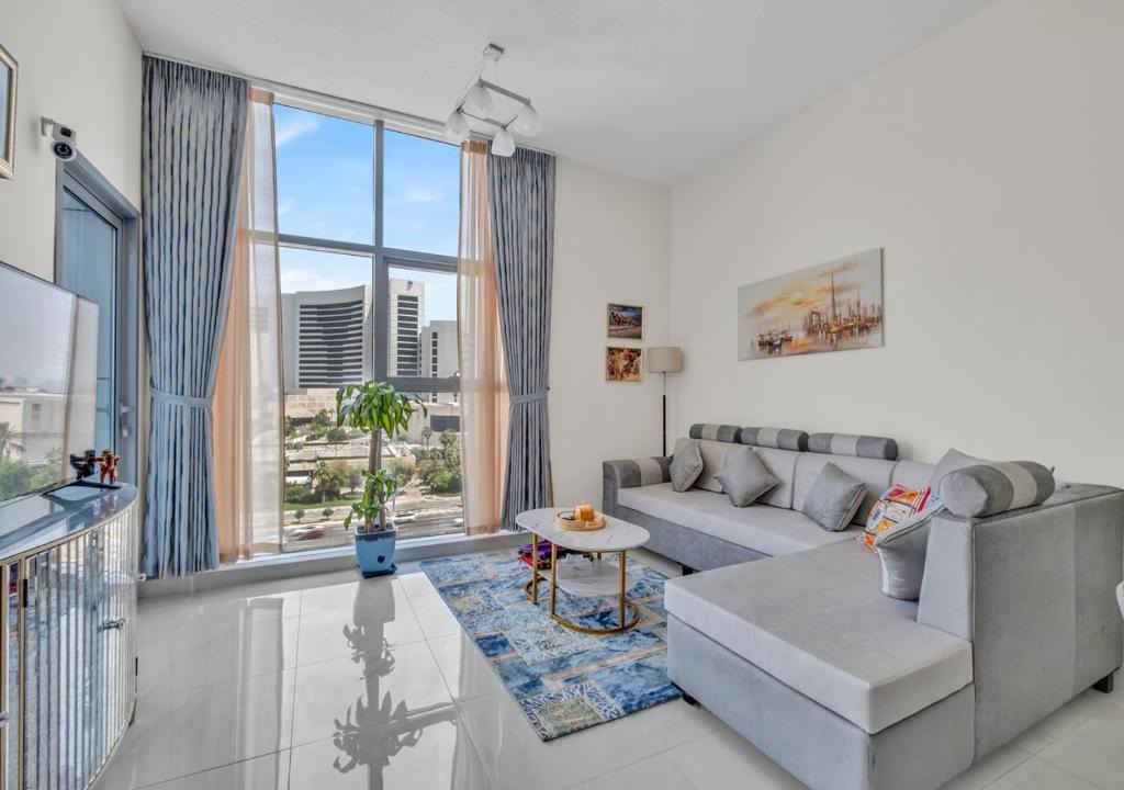 Jadaf Hostel | Desert Dream Hostel, Near Downtown & Metro, Gym, Pool