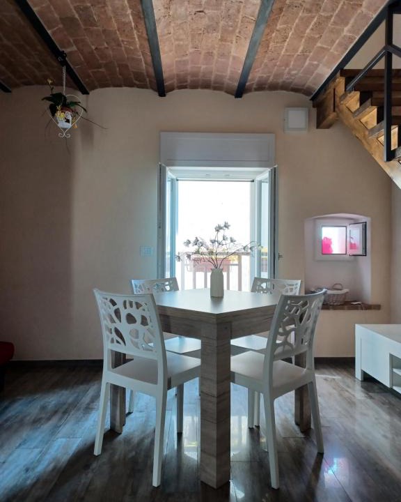 Grottole House | Dimora alla Chiesa Diruta