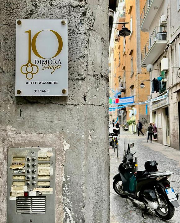 Quartieri Spagnoli House | Dimora Diego