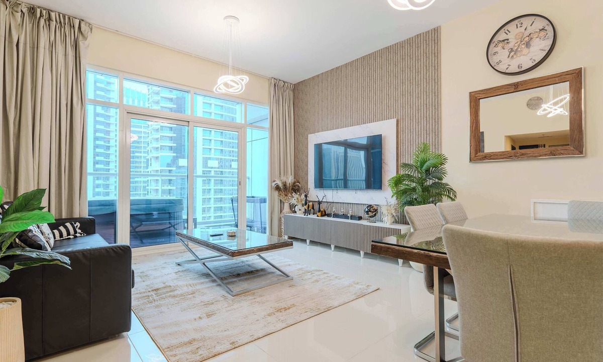 Dubai Marina Apartment | Dubai Marina, Jacuzzi, Perfect for Groups & Family