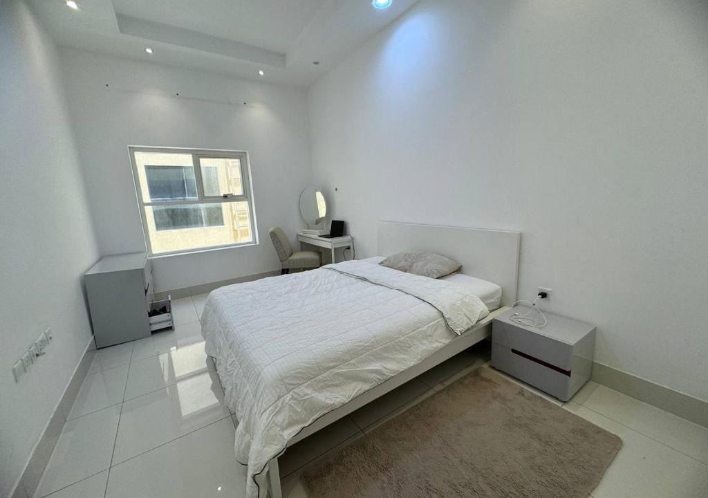 Al Satwa House | Dubai master bedroom with all amenities
