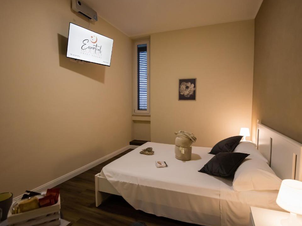Murat Town Bed & Breakfast | Essential Rooms