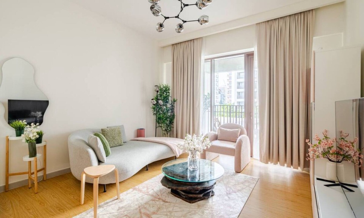 Dubai Apartment | Exquisite 1-Bedroom with Pool Scenery in Dubai Creek Harbour