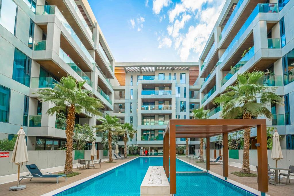 Al Wasl Apartment | FAM Living City Walk - Opposite City Walk Mall - 2A
