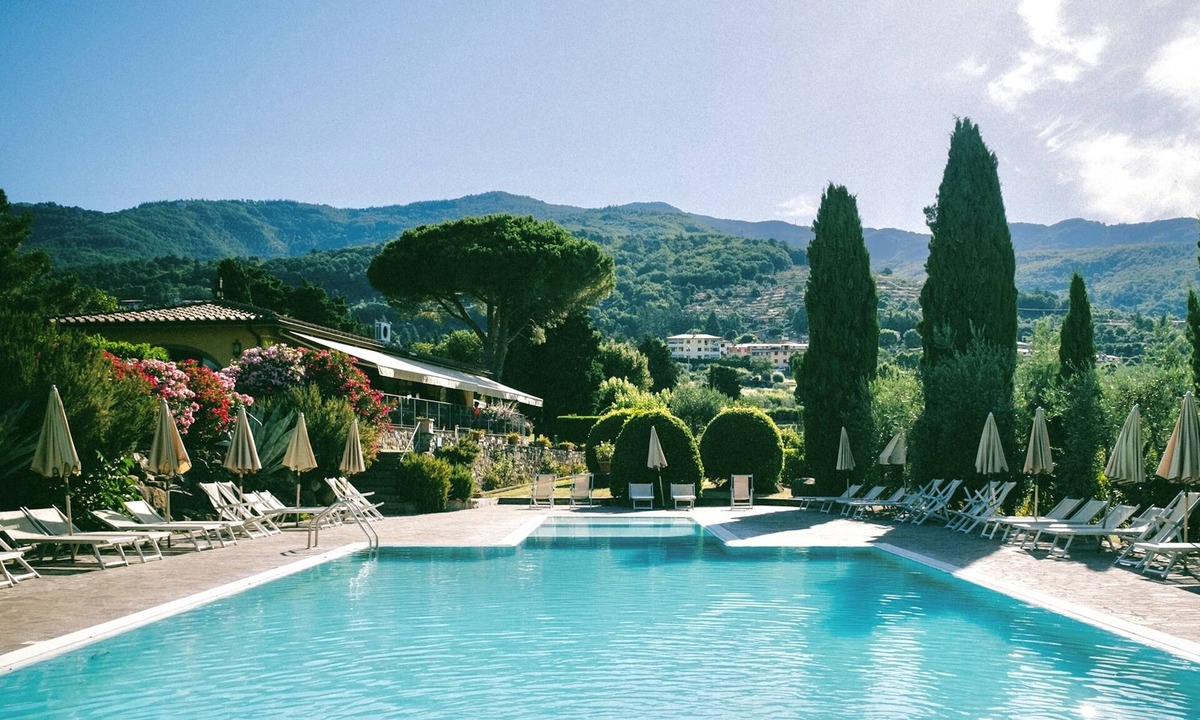 San Donato in Fronzano Resort | Farmhouse in San Donato Fronzano