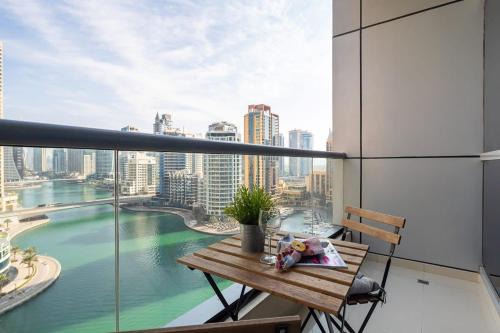 Frank Porter Bay Central | Dubai Marina