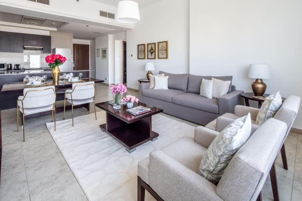 Jumeirah Village Apartment | Frank Porter - Imperial Residences 2