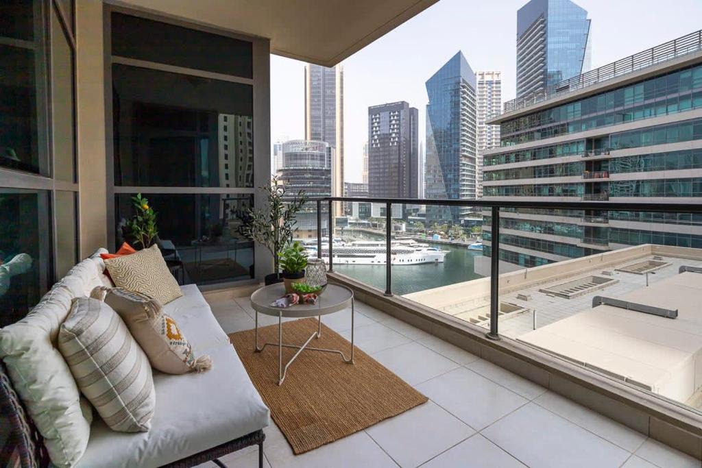 Dubai Marina Apartment | Frank Porter - Marina Quays