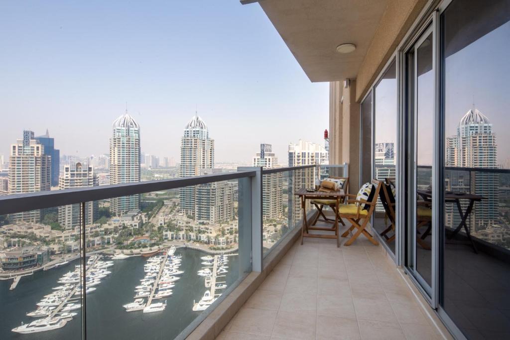 Dubai Marina Apartment | Frank Porter - Marina Tower