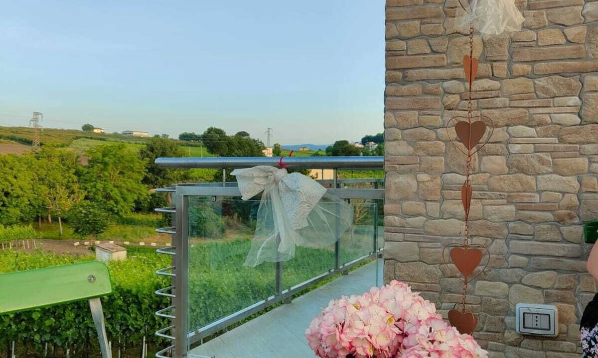 Sant'Angelo all'Esca House | GioiaVitae - Bed-In-Botte - Sleep in the Vineyard