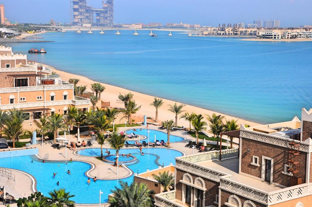 Palm Jumeirah Apartment | Gorgeous new apartment with full sea view