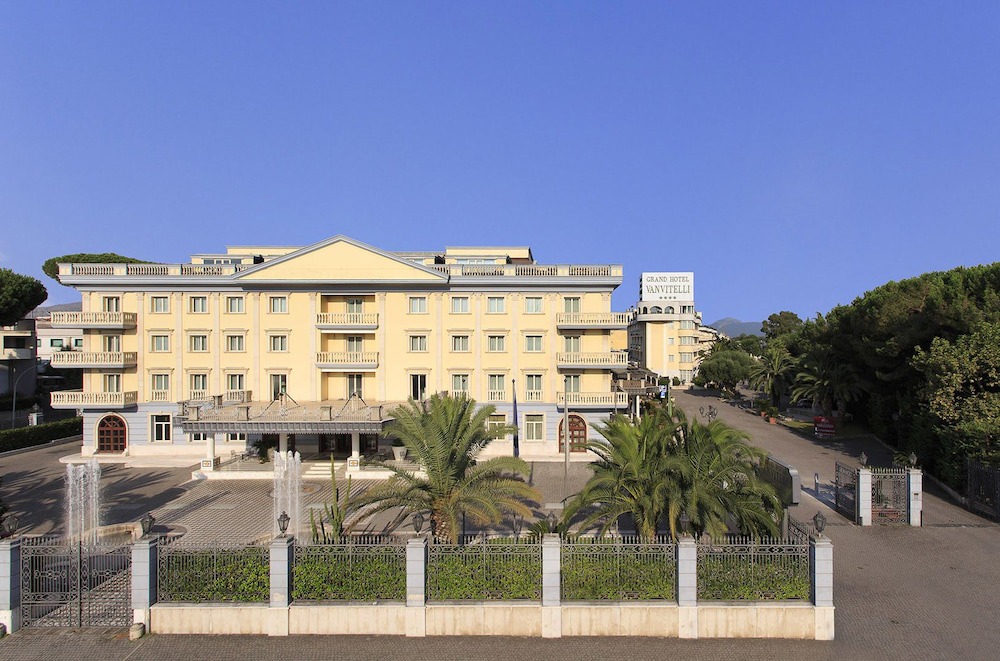 San Marco Evangelista Hotel | Grand Hotel Vanvitelli