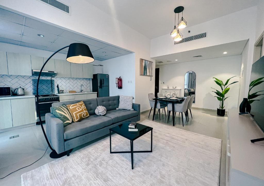 Dubai Apartment | Green community - Tennis, streetball - 15 mins sea