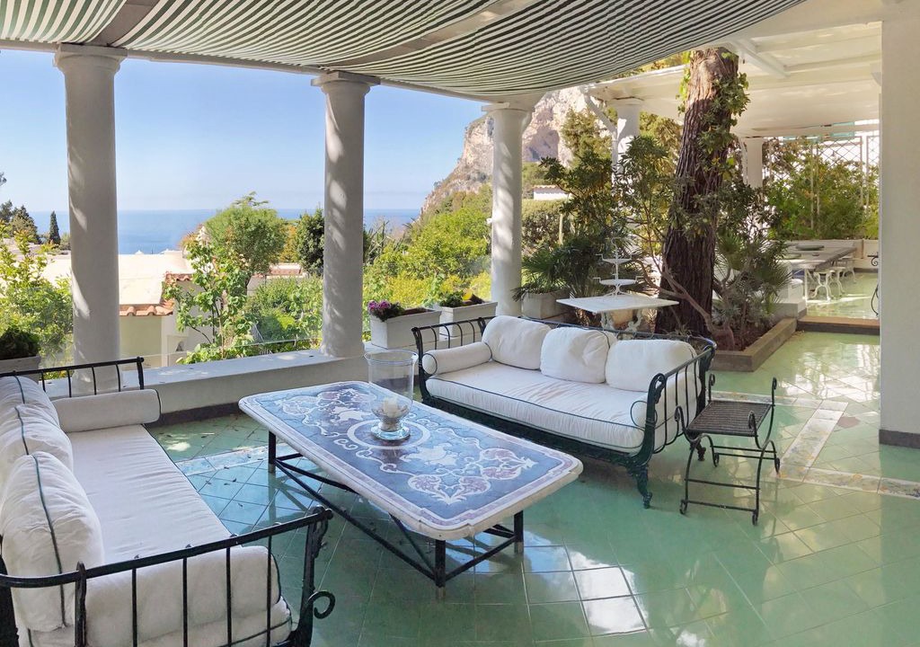 Marina Piccola Villa | Green Coral – Luxury 1950’s Villa