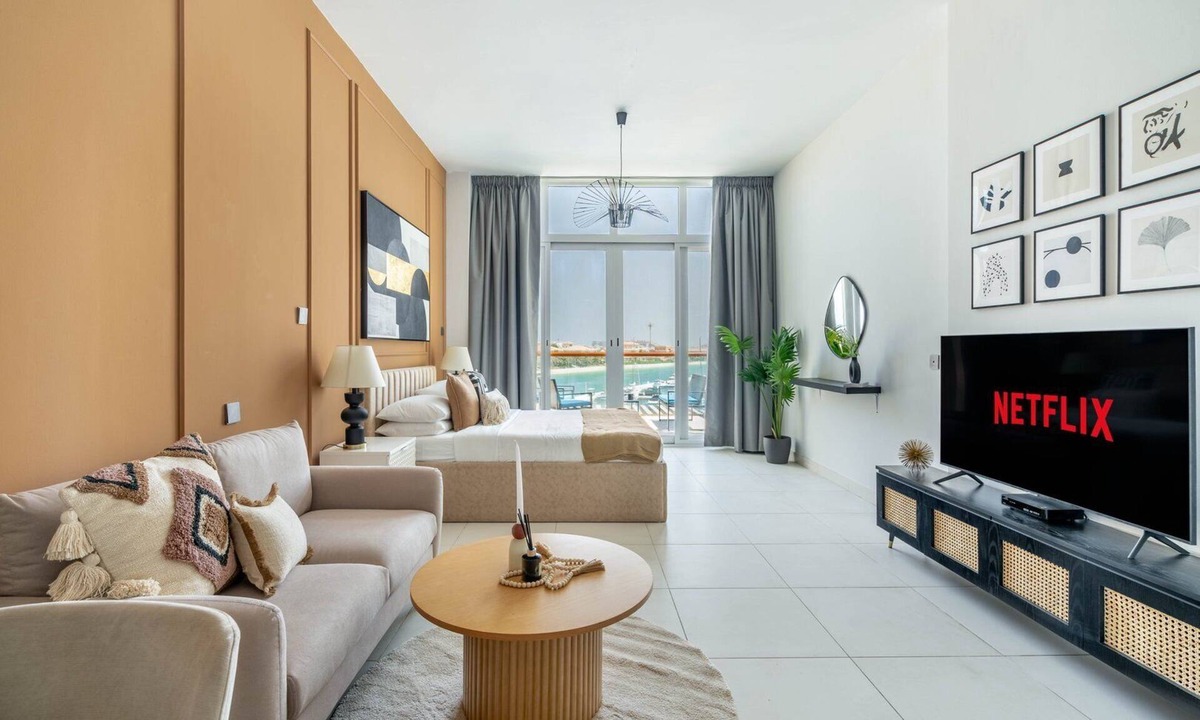 Palm Jumeirah Apartment | GuestReady - Stylish stay with Burj Al Arab View