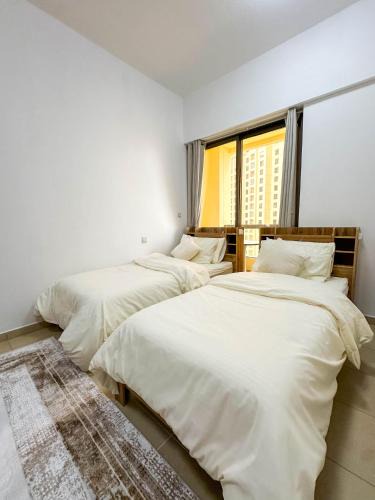 Trade Centre 1 House | Happy Dom Vibes JBR