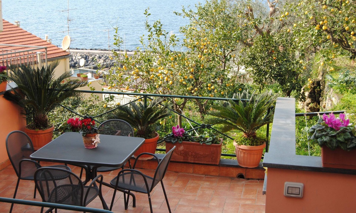 Massa Lubrense Apartment | Holiday home "Al Porto"