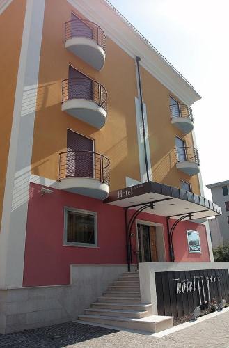 Casoria Hotel | Hotel Fly