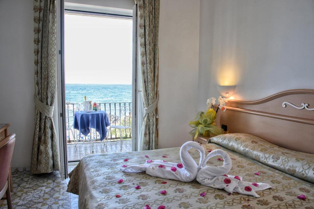 Ischia Porto Hotel | Hotel Imperial