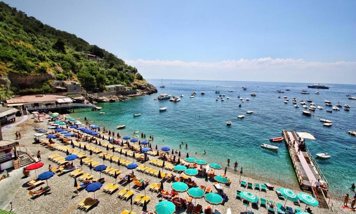 Marina del Cantone Hotel | Hotel La Certosa