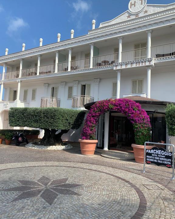 Varcaturo Hotel | Hotel Tiffany