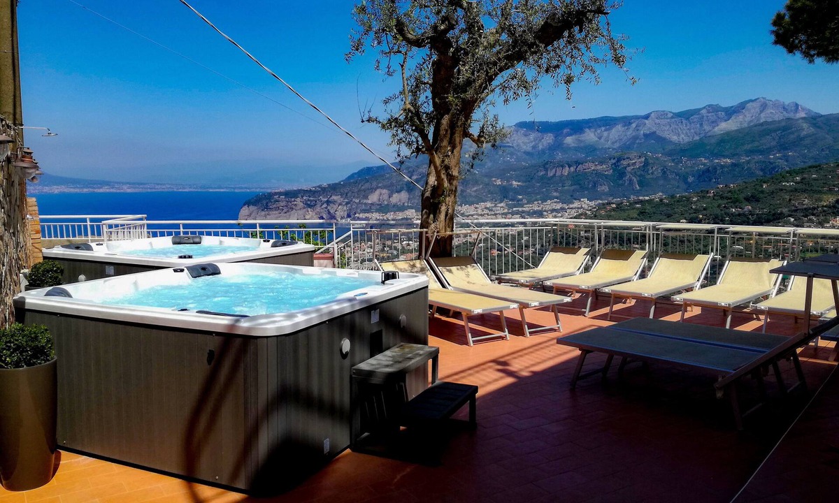 Priora Hotel | Hotel Villa Fiorita