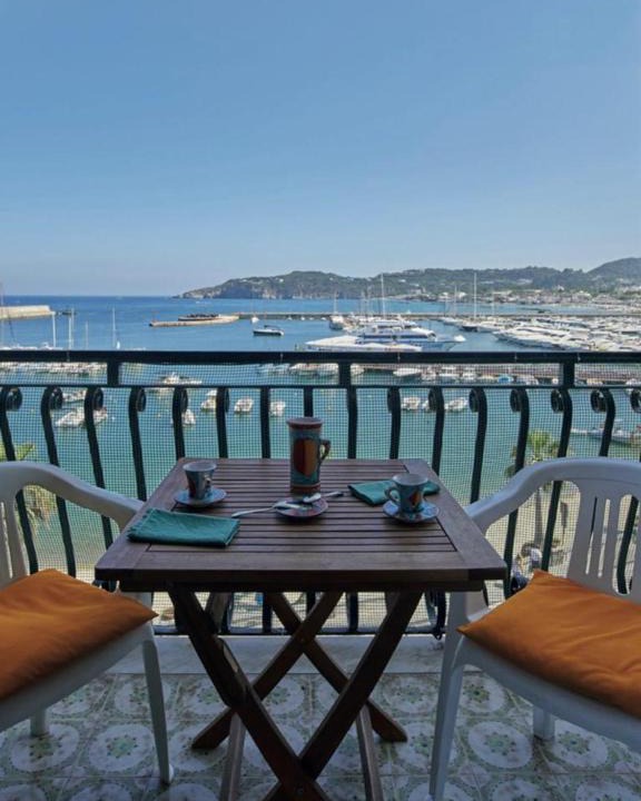 Forio Apartment | Il Torrione sul mare M2