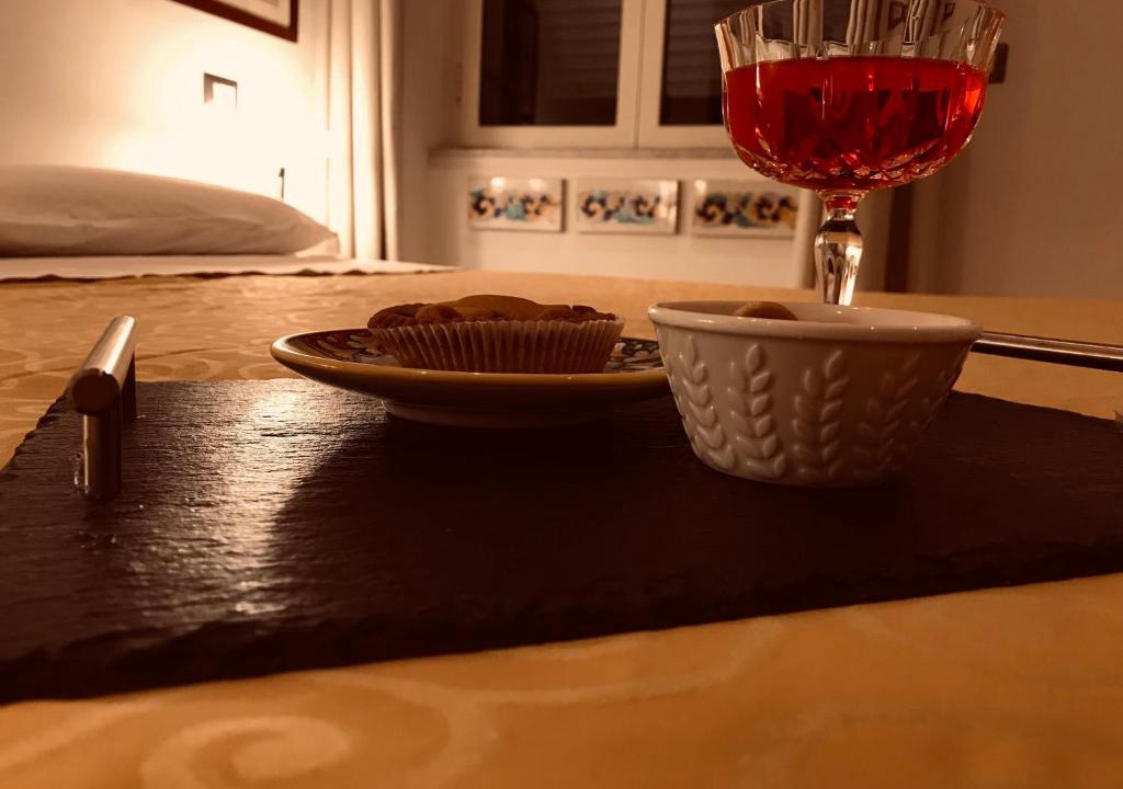 Historical Center Bed & Breakfast | International Naples