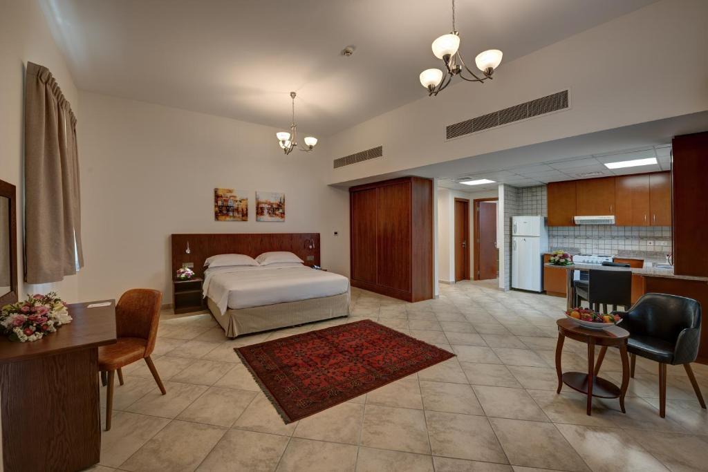 Motor City Apartment | J5 Studio Holiday Homes Uptown Motor City