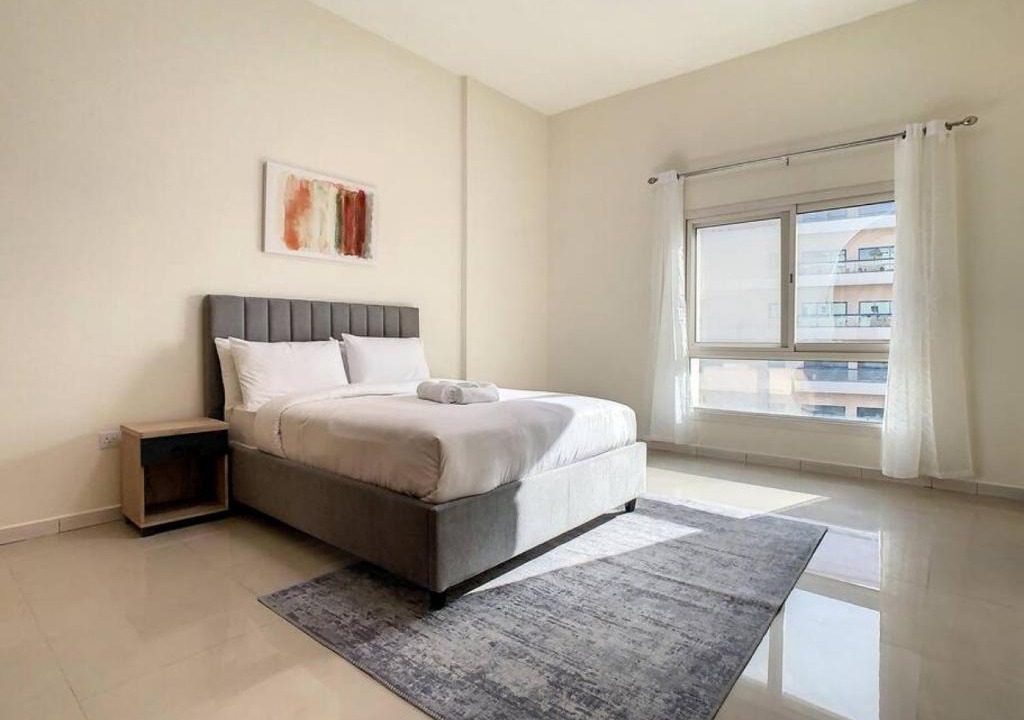 Dubai Apartment | Key View - Silicon Star