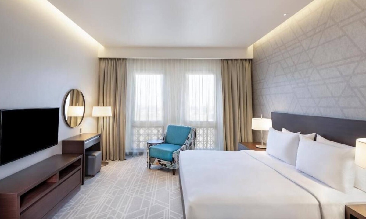 Naif Apartment | King Suite Near Reef Mall By Luxury Bookings