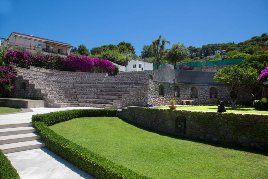 Tiberio House | La Casa Dei Merli