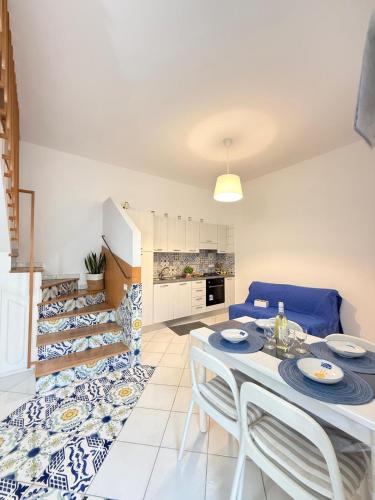 Maiori House | La finestra sul cortile