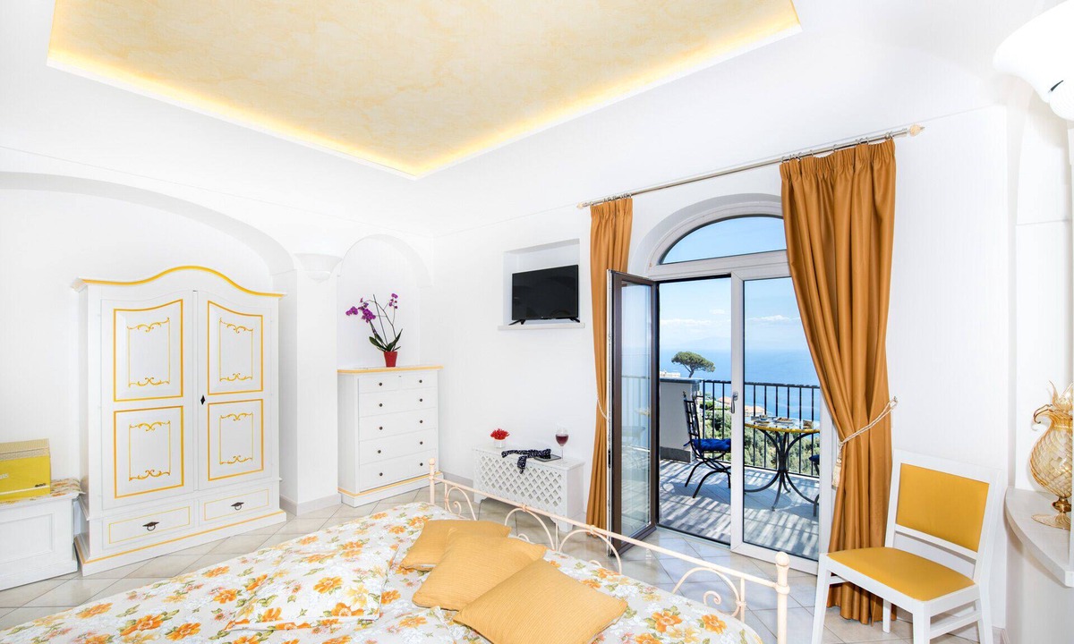 San Michele Apartment | La gatta - Le Contrade - Sosòre Holiday Homes - Amalfi Coast