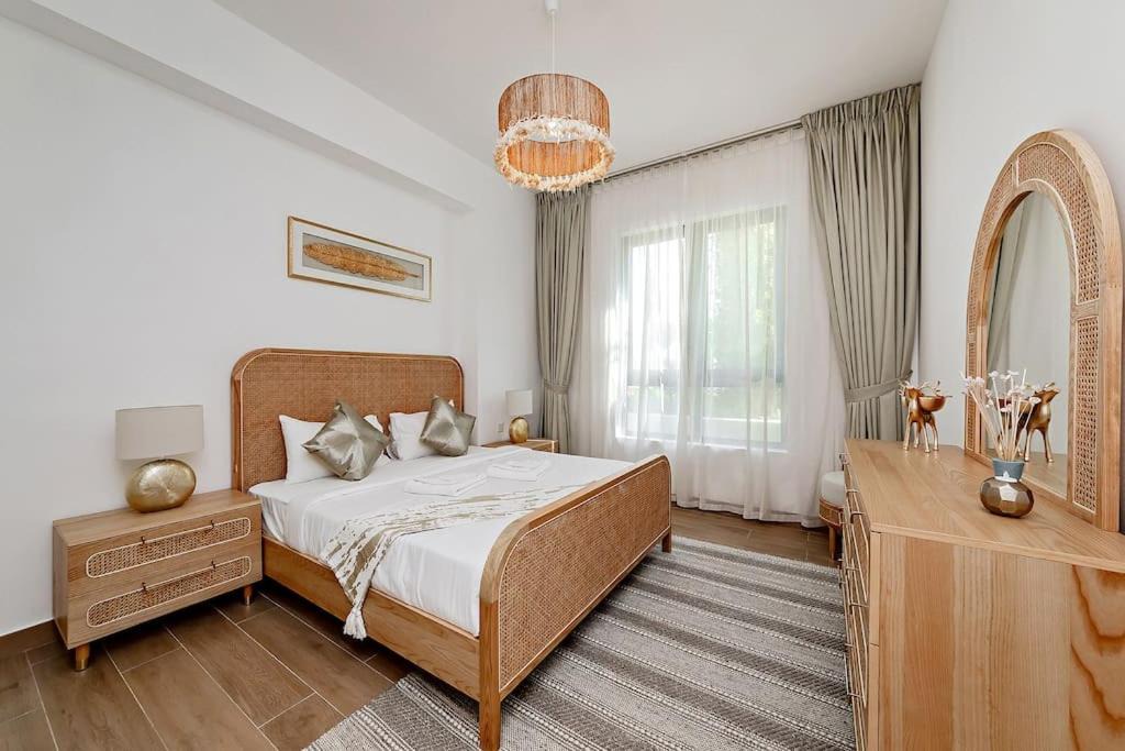Dubai Apartment | La Mer 1bedroom Private Beach