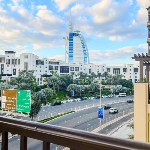 Al Quoz Apartment | Lamtara 3 MJL