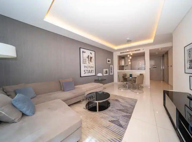 Business Bay Apartment | LOVELY 1-BEDROOM VACATION HOME (PARAMOUNT TOWER)