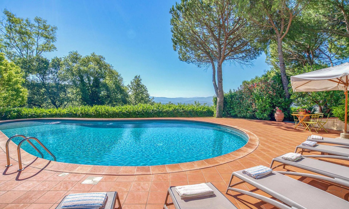 Capolona House | Lovely home in Capolona AR