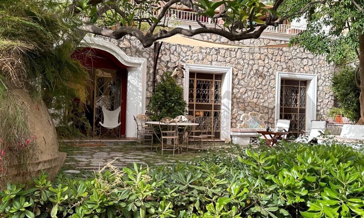 Tiberio Villa | Luna tu Capri