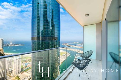 Dubai Marina Apartment | LUX - Lavish Suite with Full Palm Jumeirah View 3