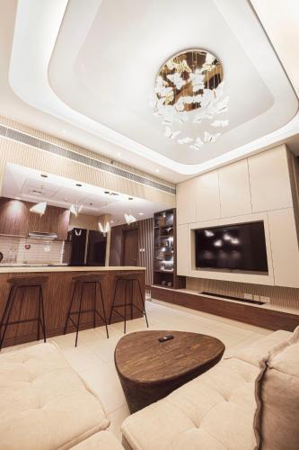 Sharjah Apartment | Luxury Huge 1BR apartment With Private Garden in Uptown Al Zahia