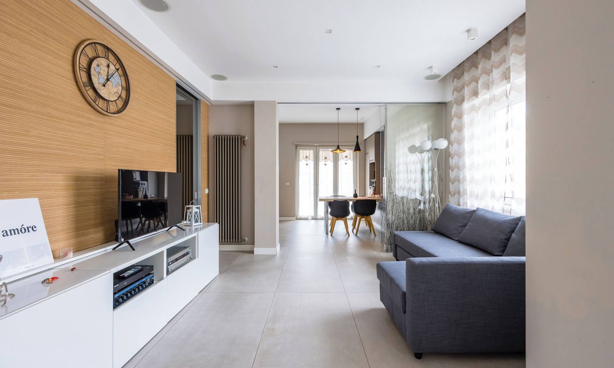 Naples City Centre Apartment | Malta Modern and Lovely Flat with parking