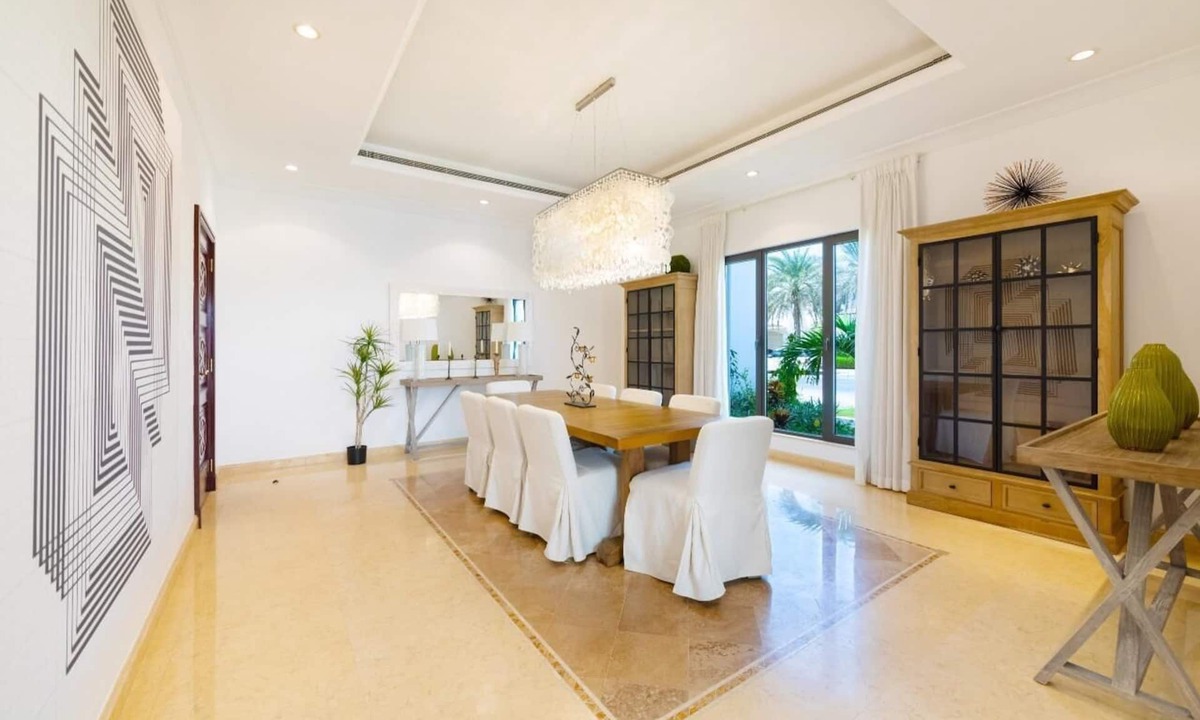 Palm Jumeirah Villa | Manzil-6BR Lux Villa with Pvt Pool