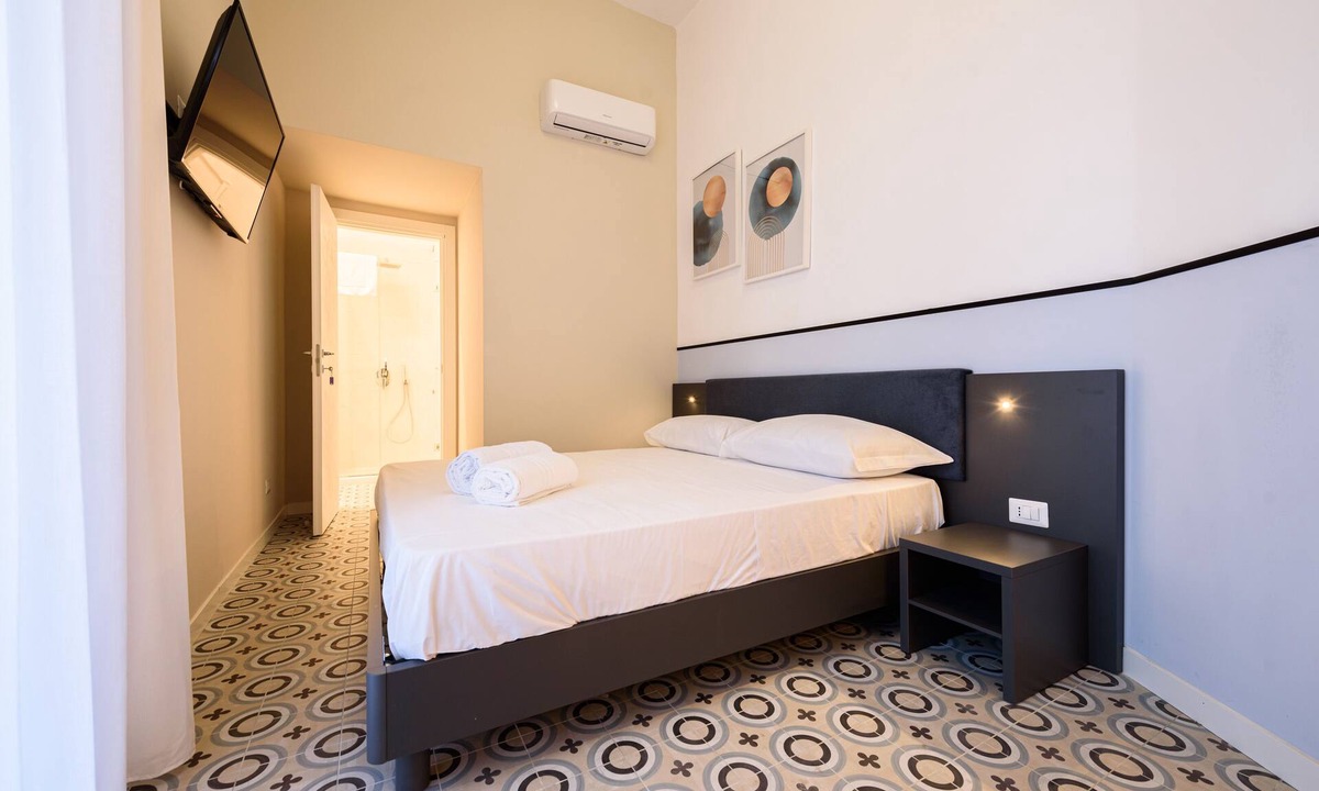 Arenella House | Maria Theresa Rooms & Garden - Camera 1