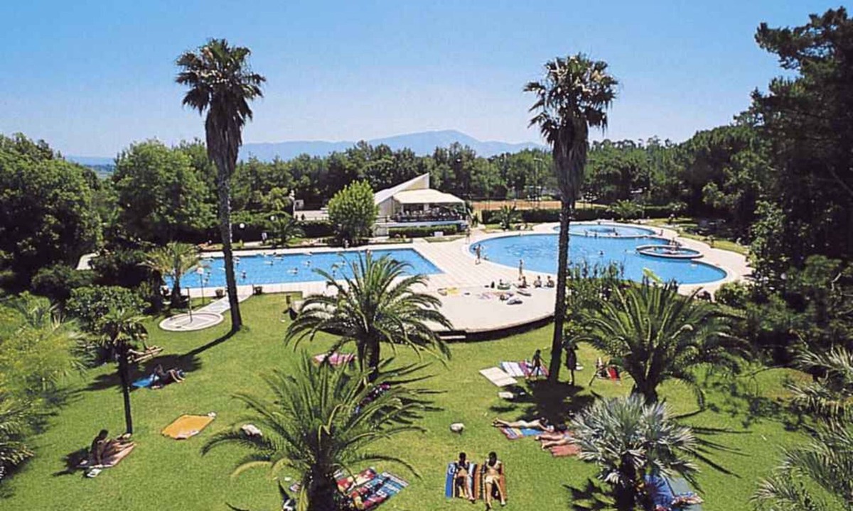 Baia Domizia House | Mobilehome with air conditioning, terrace and pool