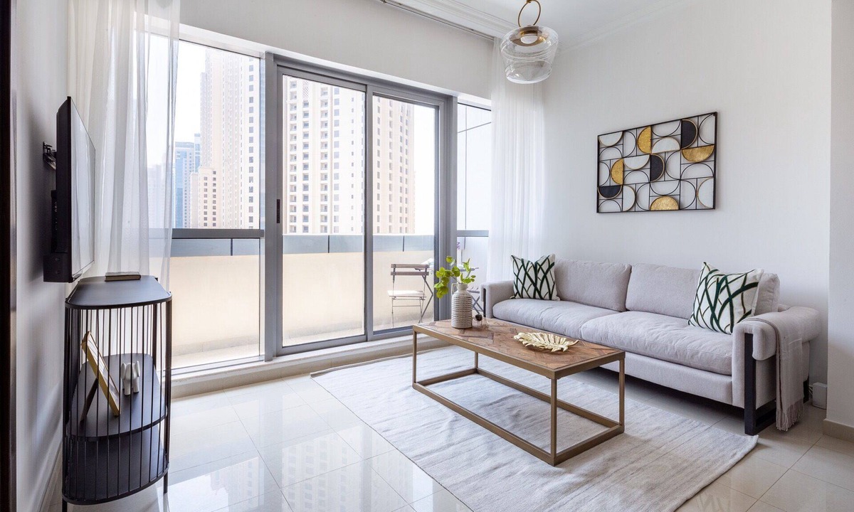 Dubai Marina Apartment | Modern 1BR Apartment in Heart of Dubai Marina